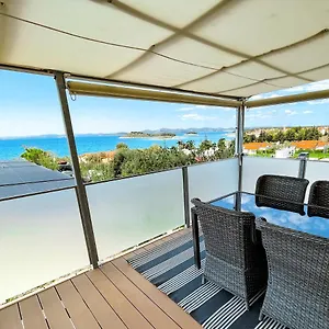 Marin Apartment Pakoštane